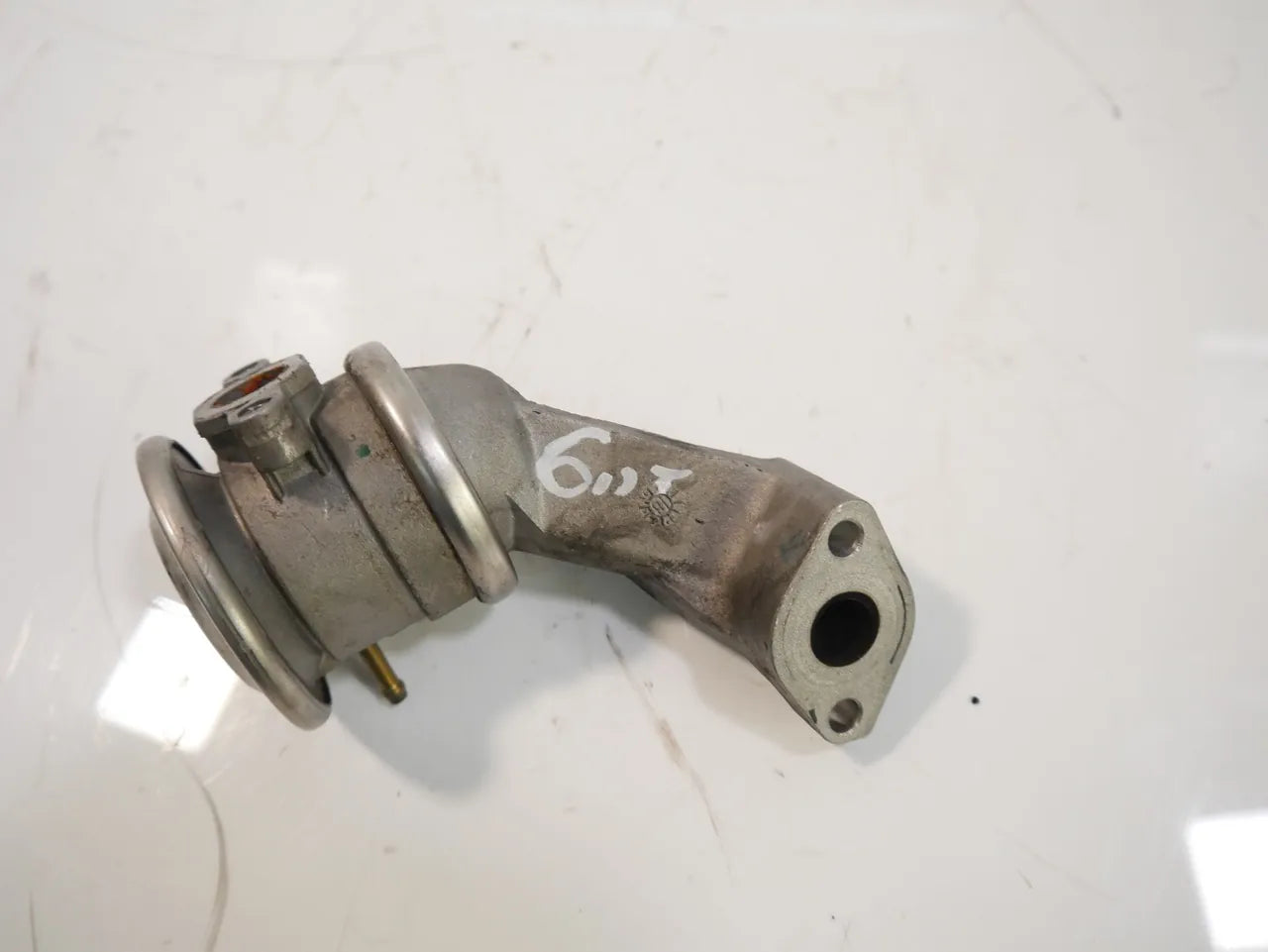 Válvula EGR Porsche 3.0 Hybrid MCG.EA CGE 06E131102K