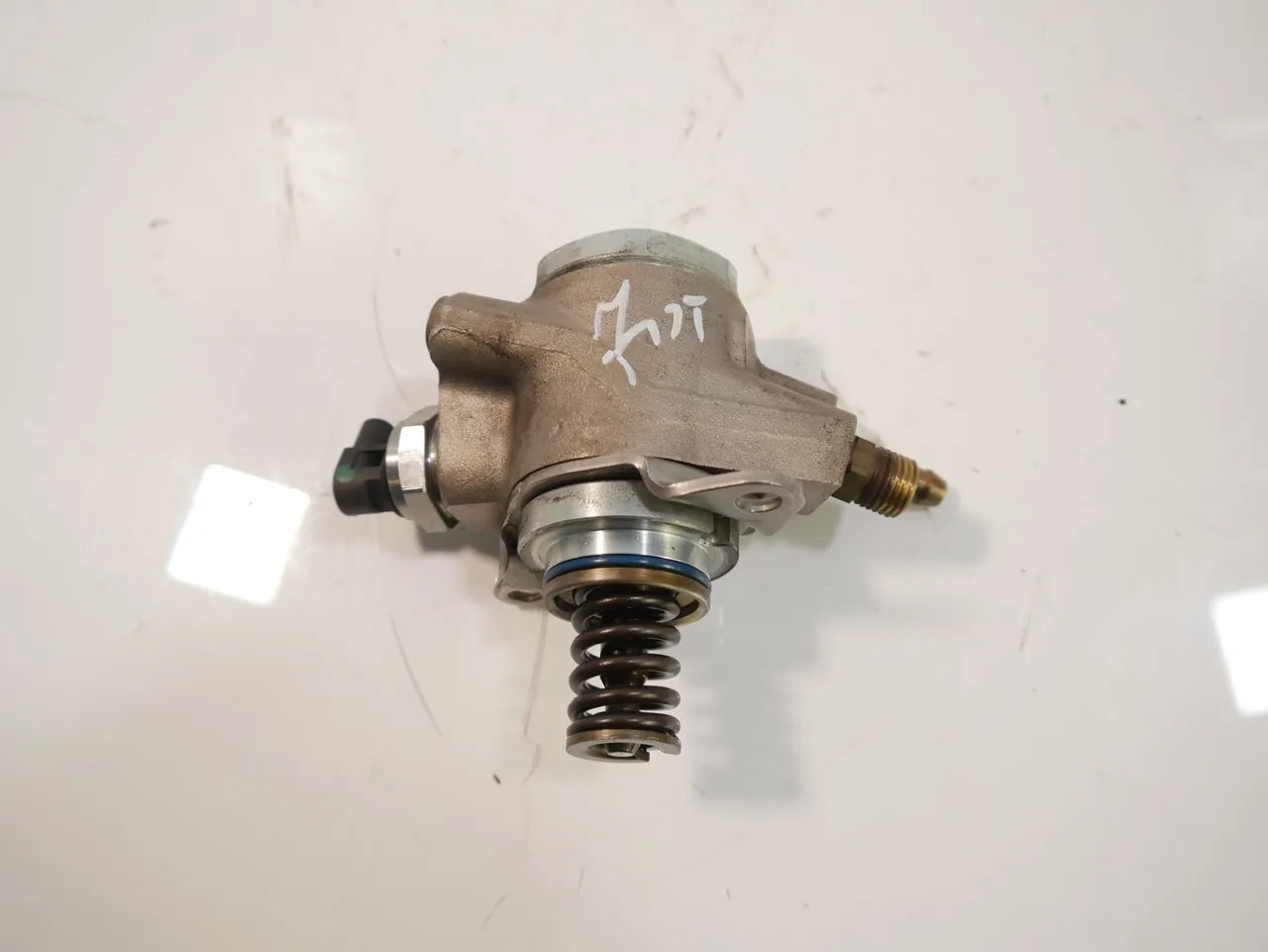 Bomba de combustible Porsche 3.0 S E-Hybrid V6 MCG.EA CGEA CGE