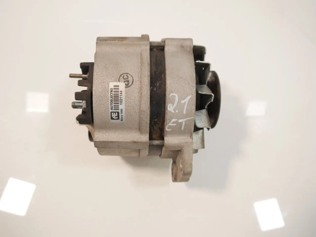 Alternador Volkswagen T3 2,1 DJ 068903017MX