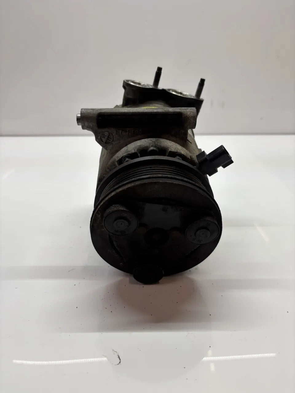 Compresor de aire acondicionado Land Rover Freelander 2 L359 2,2 TD4 224DT 6G91-19D629-FG