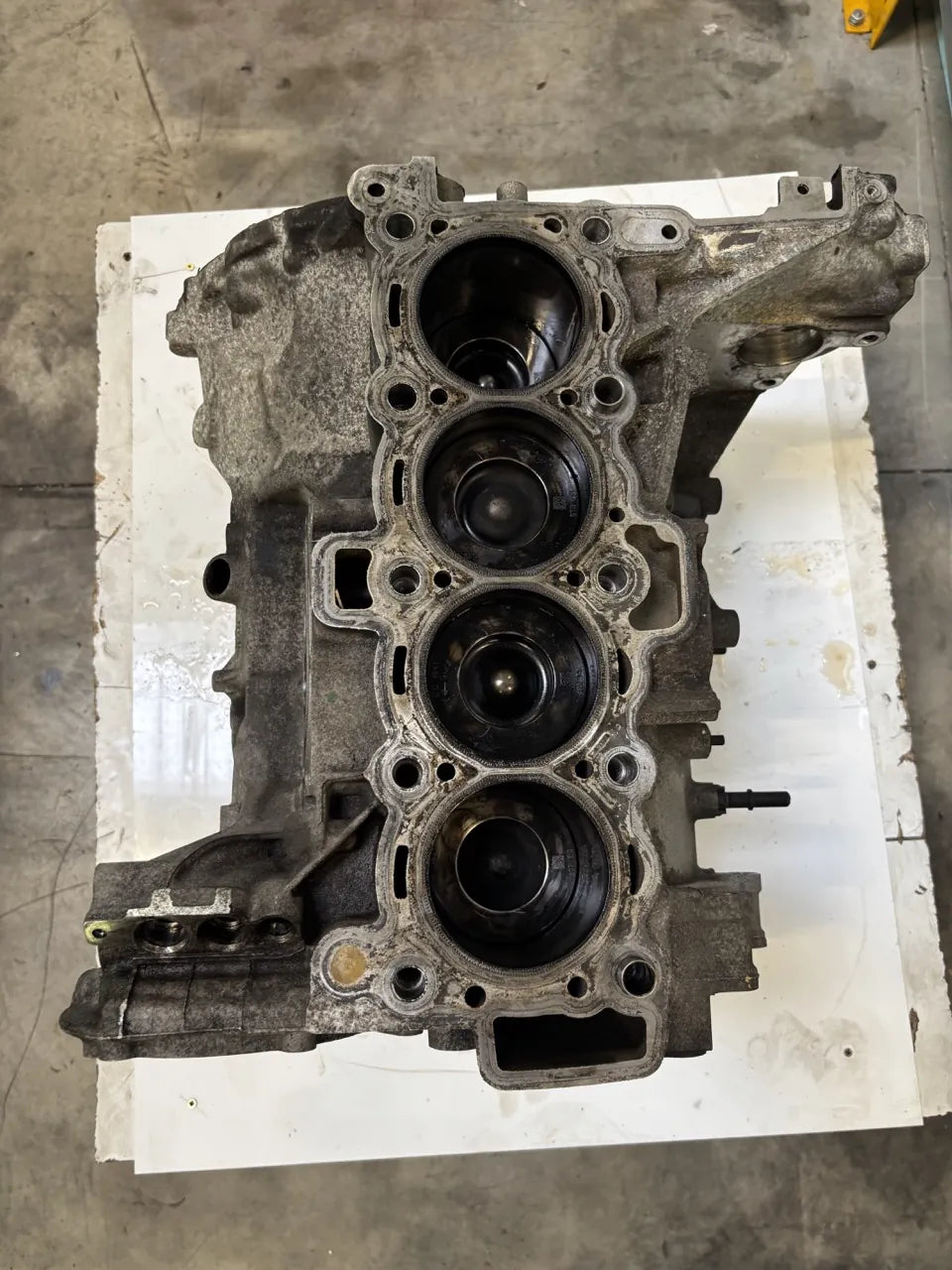 Bloque motor cigüeñal Land Rover 2.0 Diesel 204DTD AJ20D4 G4D3-6015-EE