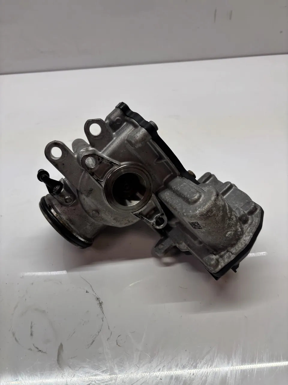 Válvula EGR Land Rover 2.0 Diesel 204DTD AJ20D4 G4D3-5H273-BB