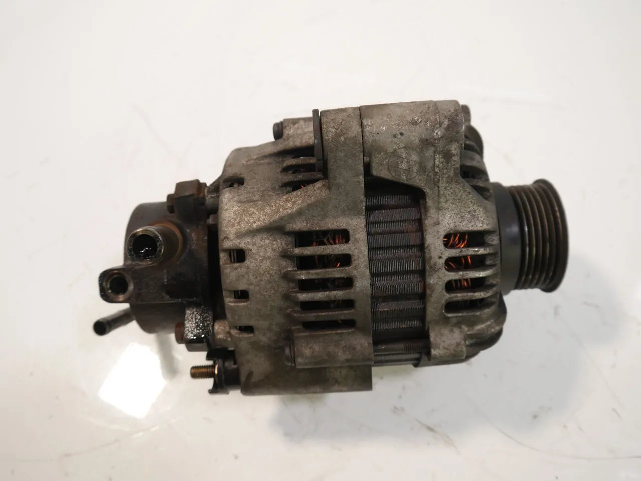 Alternador Kia Hyundai Sportage 2.0 CRDi D4EA 37300-27030