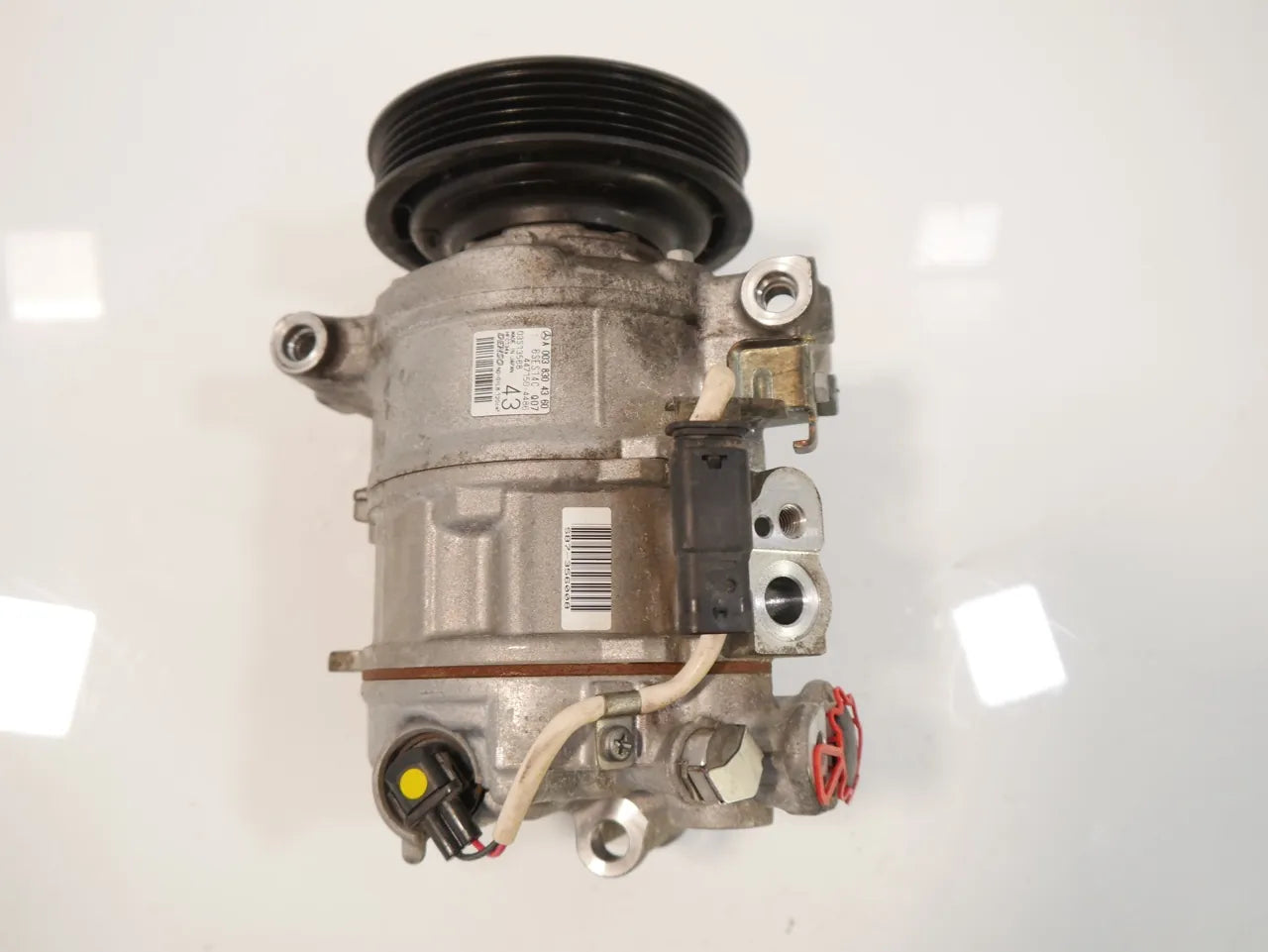 Compresor de aire acondicionado Mercedes-Benz Clase A 1.6 M270.910 270.910 A0038304360