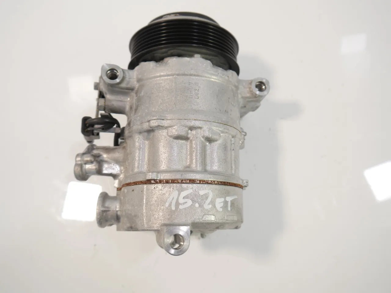 Compresor de aire acondicionado Mercedes-Benz Clase C 2.0 M264.920 264.920 A0008303002