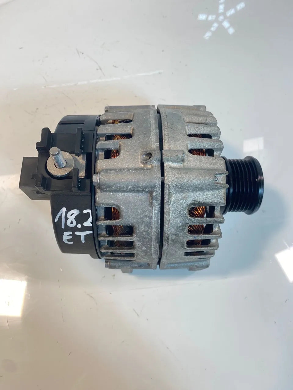 Alternador Mercedes-Benz 2.0 C200 C300 M264.920 M264 264.920 A0009069905