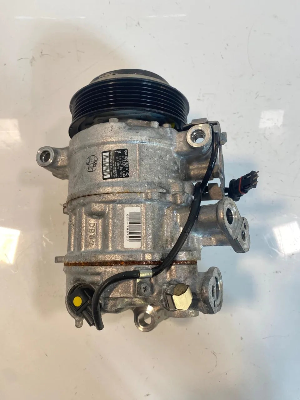 Compresor de aire acondicionado Mercedes-Benz Clase E 2.0 M264.920 264.920 M264 A0008303002