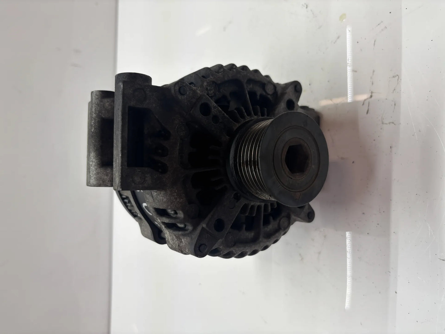 Alternador Dodge Nitro 2.8 CRD ENS 04801338AB