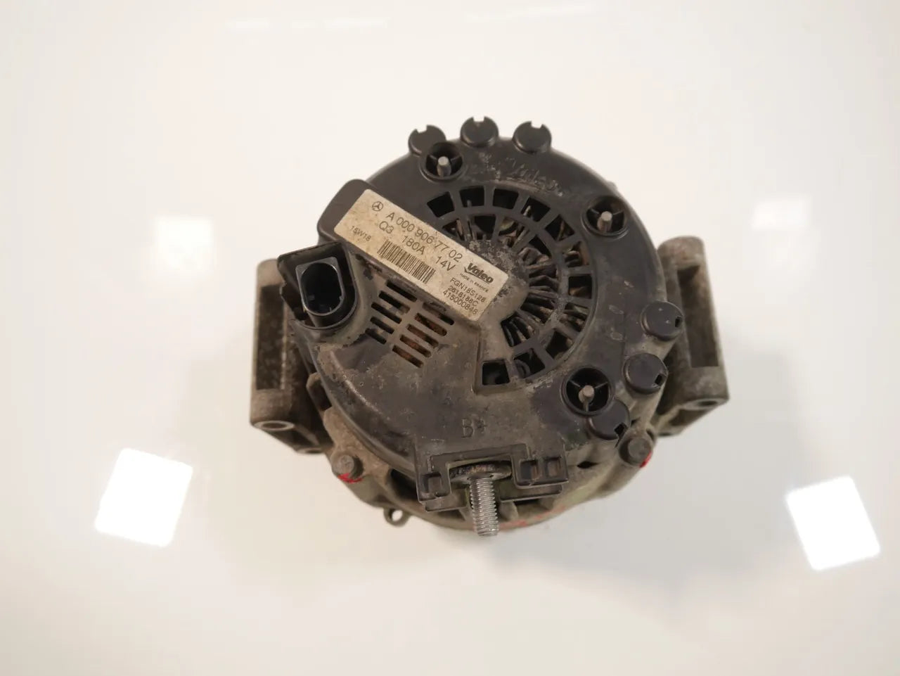 Alternador Mercedes-Benz Clase V 2.2 CDI OM651.950 651.950 OM651 A0009067702