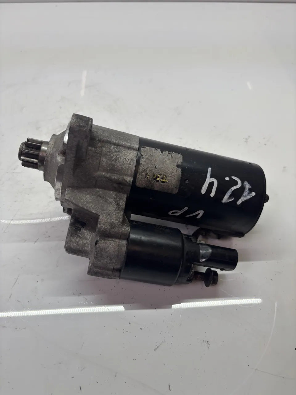 Motor de arranque Audi Seat Skoda Volkswagen A3 Leon Octavia Golf V 2.0 TDI BMN 02E911023L