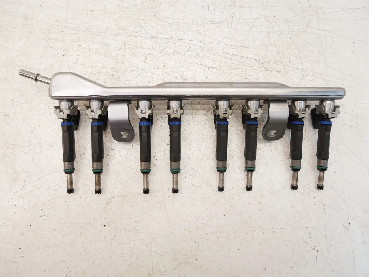 Barra de inyectores Renault Dacia Captur Duster 1.6 E-Tech H4M632