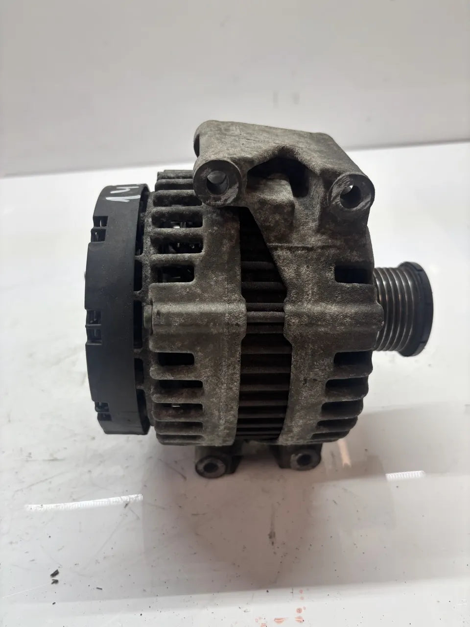 Alternador Mercedes-Benz CLS C219 3.0 CDI O642.920 OM642 642.920 A0131547002