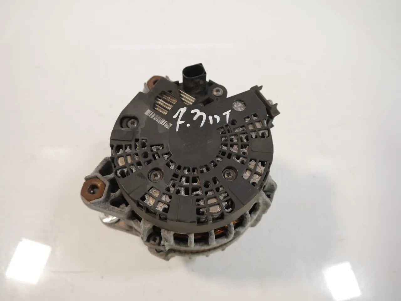 Alternador Volvo V40 2.0 D2 D4204T8 D42 30659580