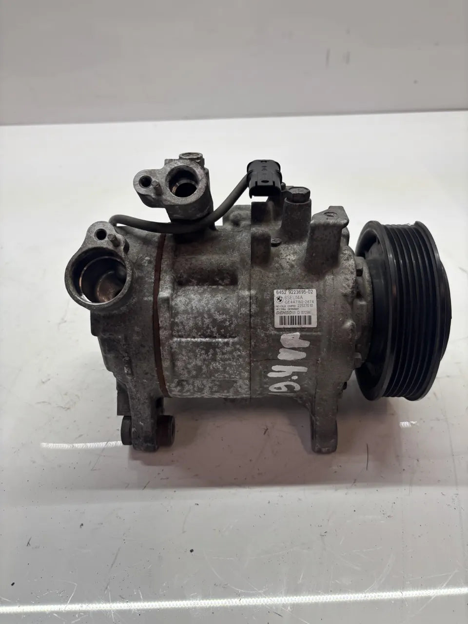 Compresor de aire acondicionado BMW Serie 1 F20 F21 1.6 d 114d N47D16A N47 9330831