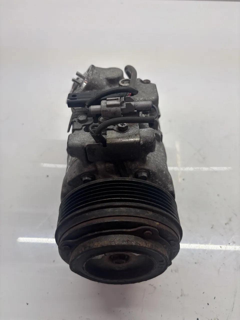 Compresor de aire acondicionado BMW Serie 1 E81 2.0 d 116d N47D20A N47 6987862