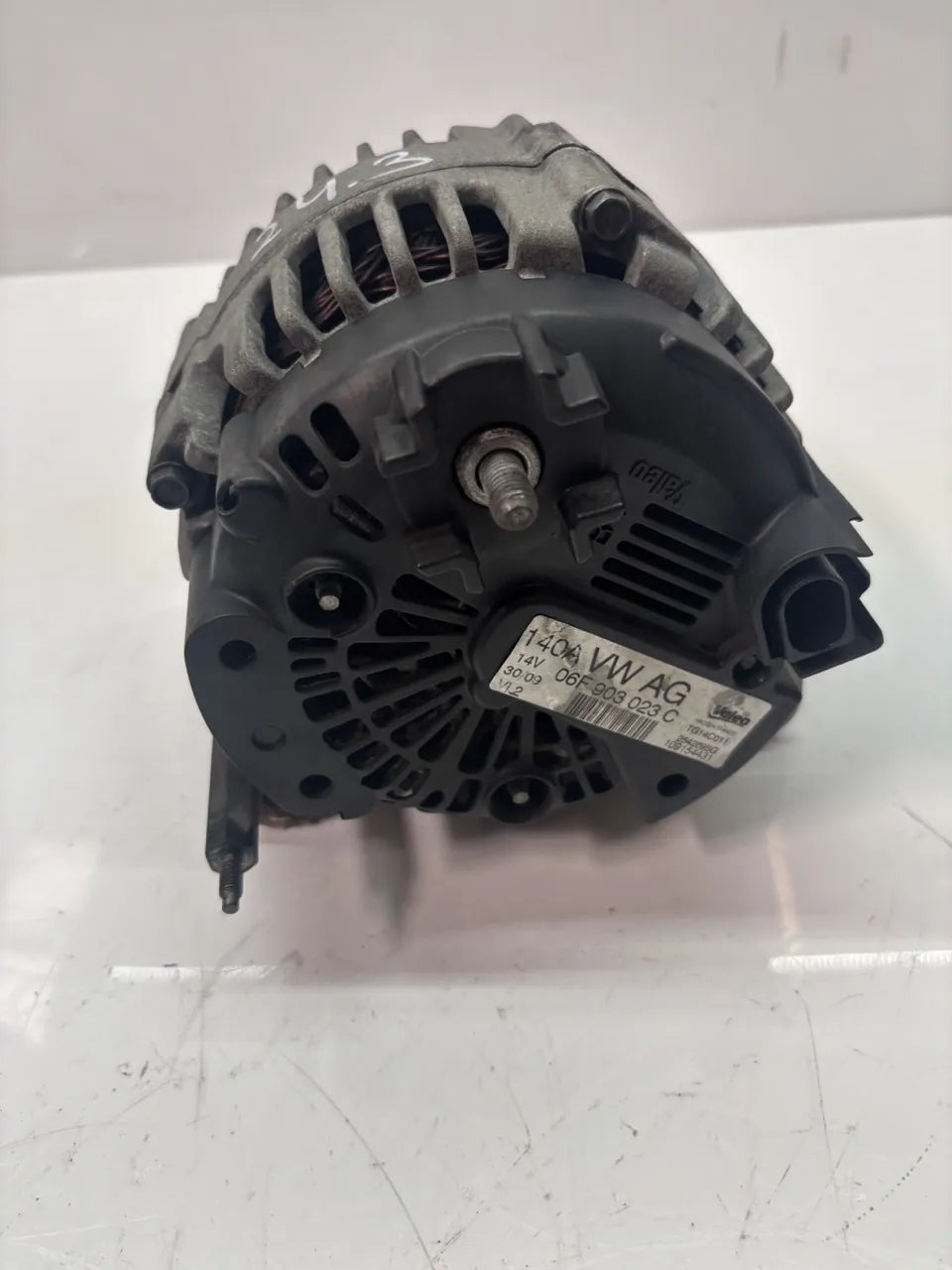 Alternador Audi Skoda Volkswagen A3 Superb Golf VI 2.0 TDI CBBB CBB 06F903023C