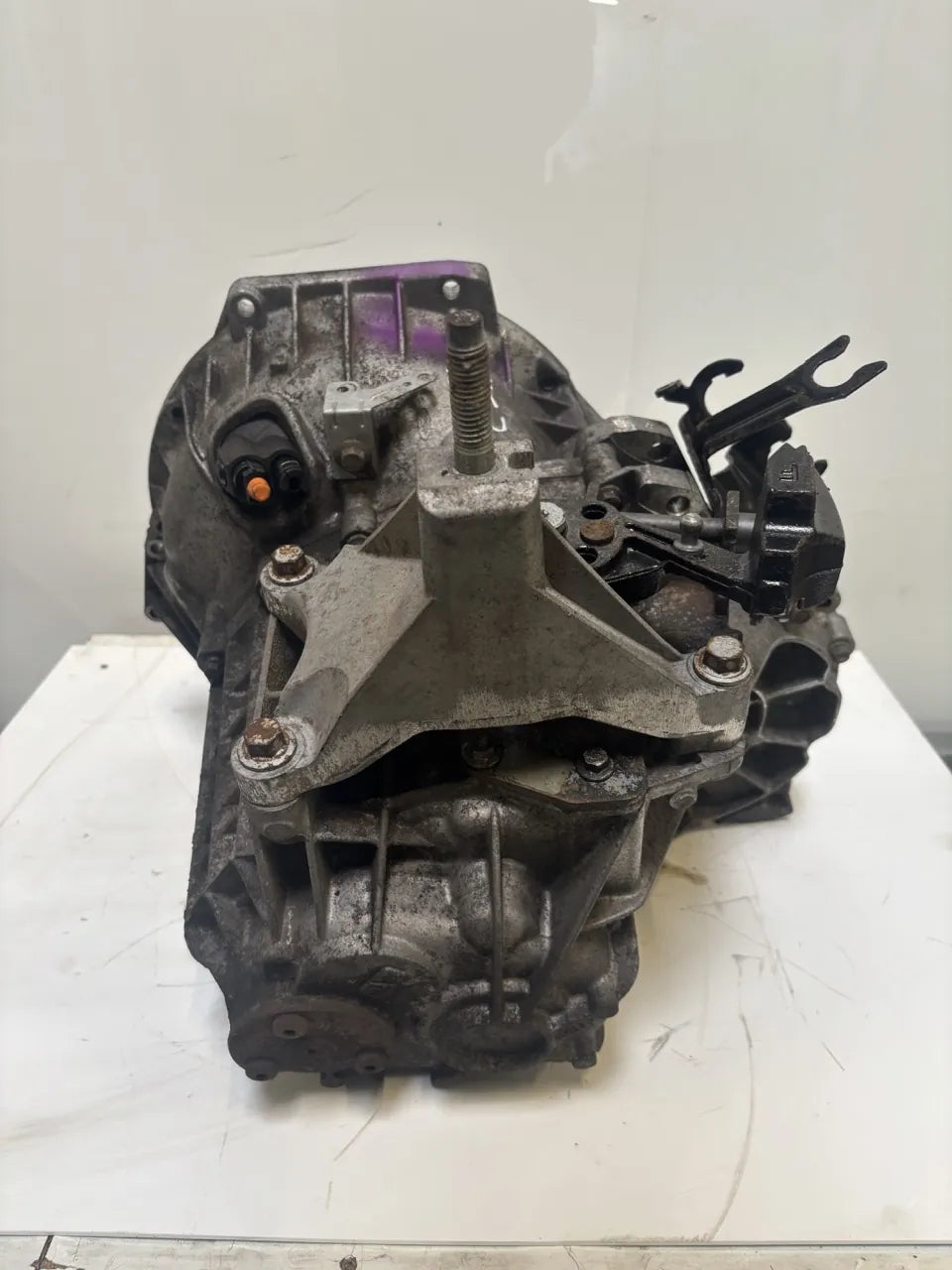 Transmisión Caja de cambios manual Ford Transit 1.8 TDCi RWPD 7T1R-7002-CD