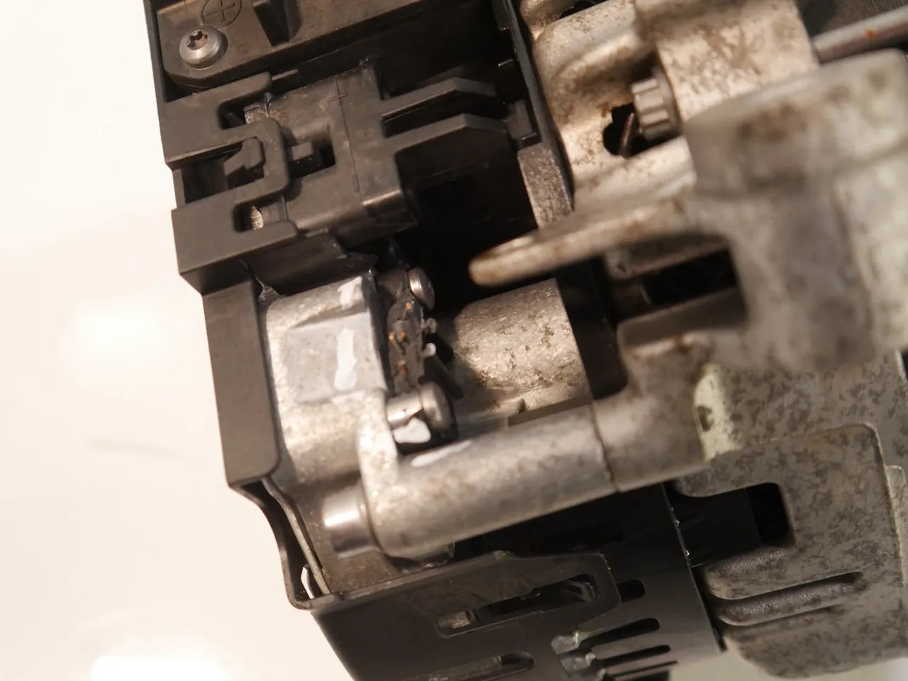 Alternador Volvo XC60 II 2.0 B5 Mild-Hybrid B420T2 32406403