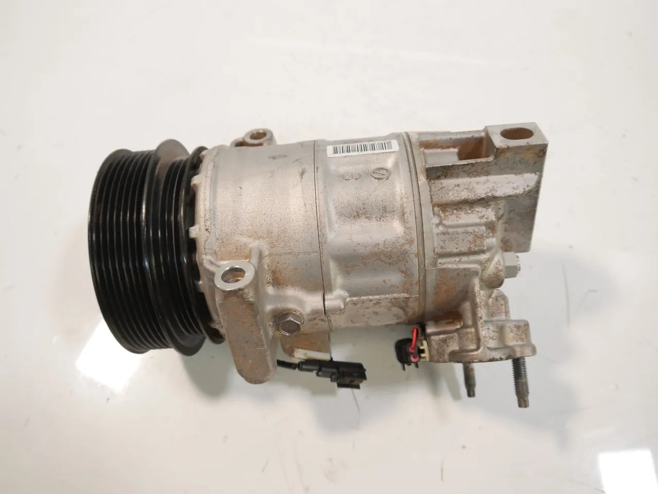 Compresor de aire acondicionado Volvo XC60 II 2.0 B5 Mild-Hybrid B420T2 31497908