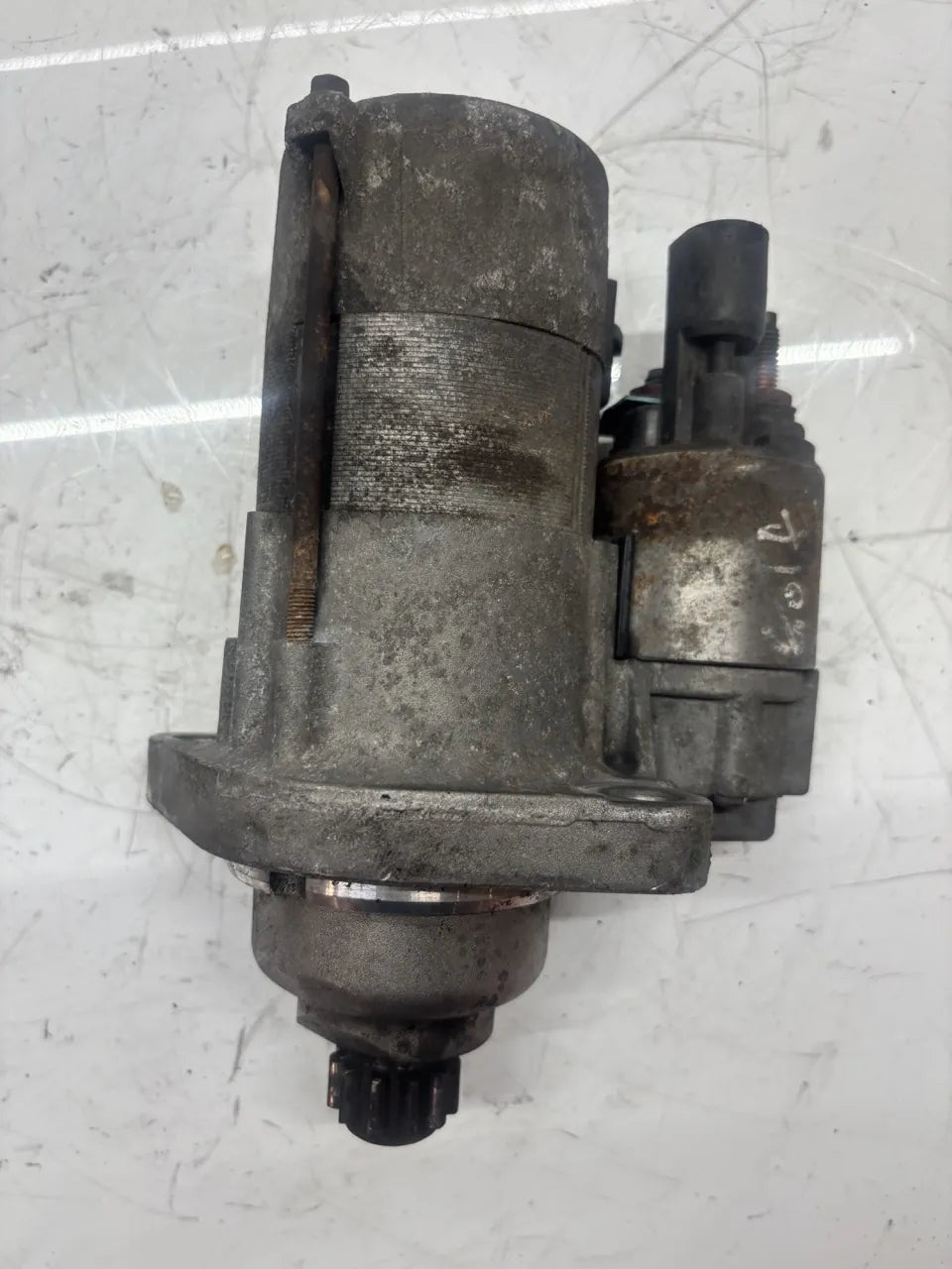 Motor de arranque Motor de arranque Audi Seat Skoda Volkswagen A3 Superb Jetta 2,0 TDI BKD 02M911023N