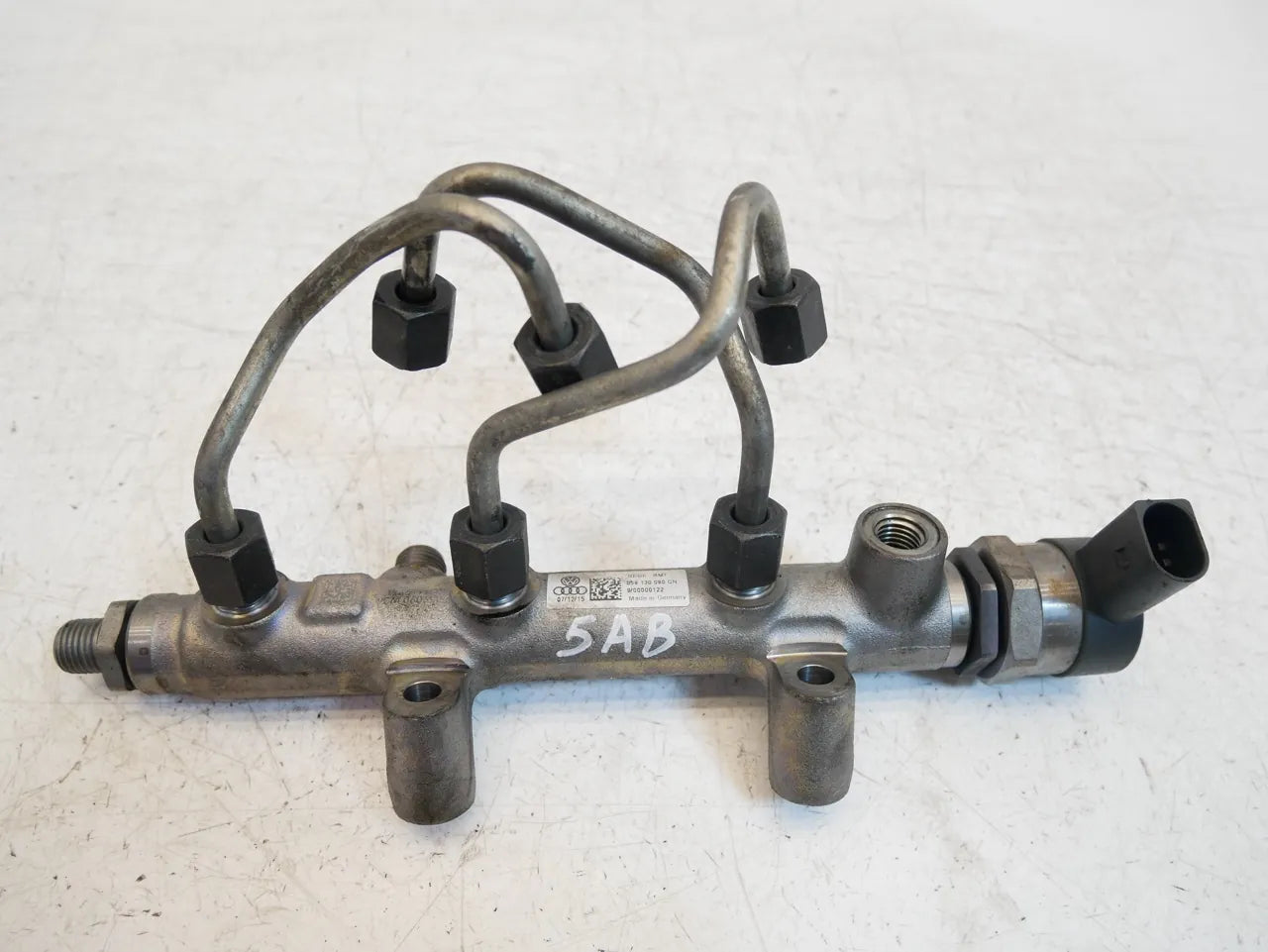 Tubo de raíl Porsche Volkswagen Cayenne Touareg 3.0 D V6 MCV.VA CVVA CV.VA 059130090CN