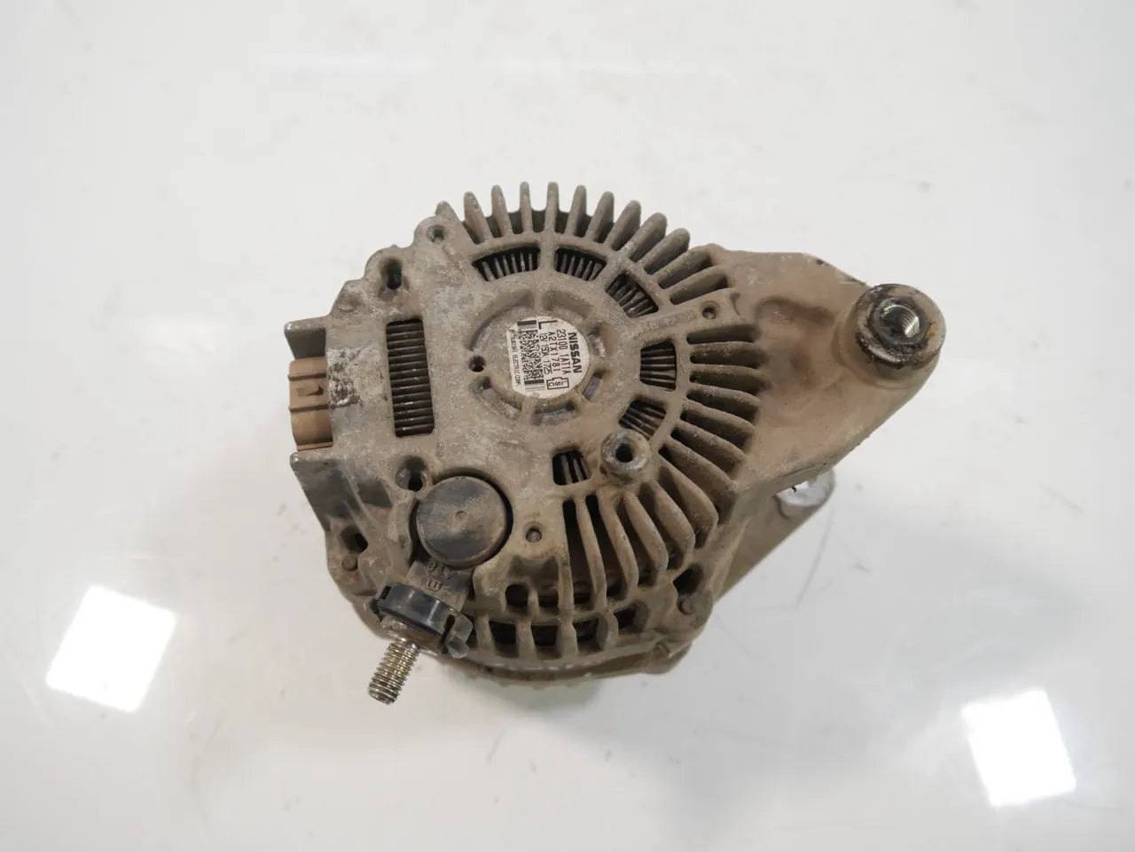 Alternador Nissan NP300 D40 2,5 dCi YD25DDTi YD25 231001AT1A