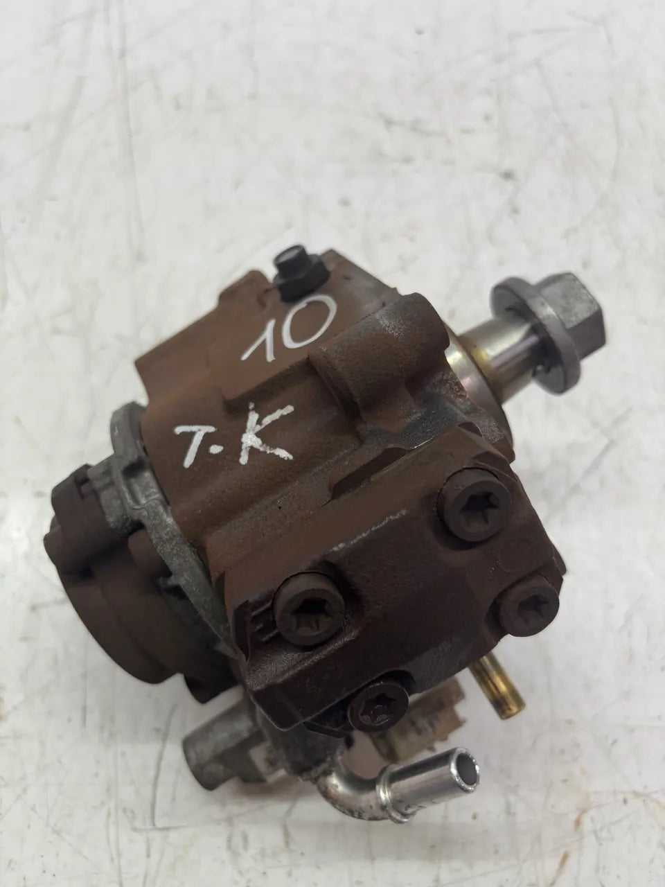 Bomba de alta presión Ford Focus III 1.6 TDCi T1DB AV6Q-9A543-CB