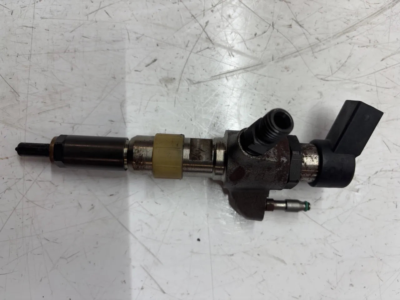 Inyector Ford Focus III 1.6 TDCi T1DB 9802448680