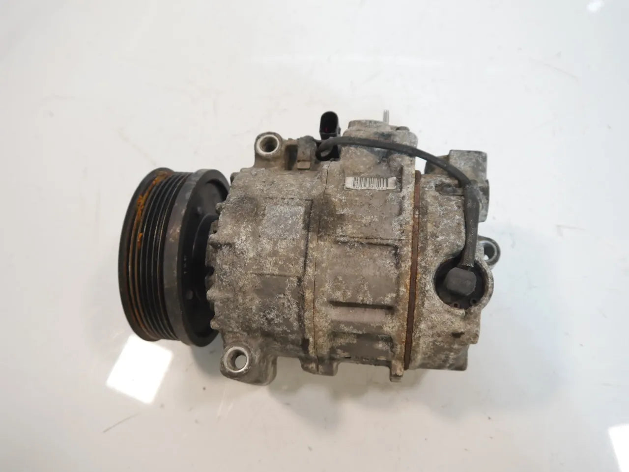 Compresor de aire acondicionado Bentley Continental 6.0 V12 BWR BEB 3W0820803