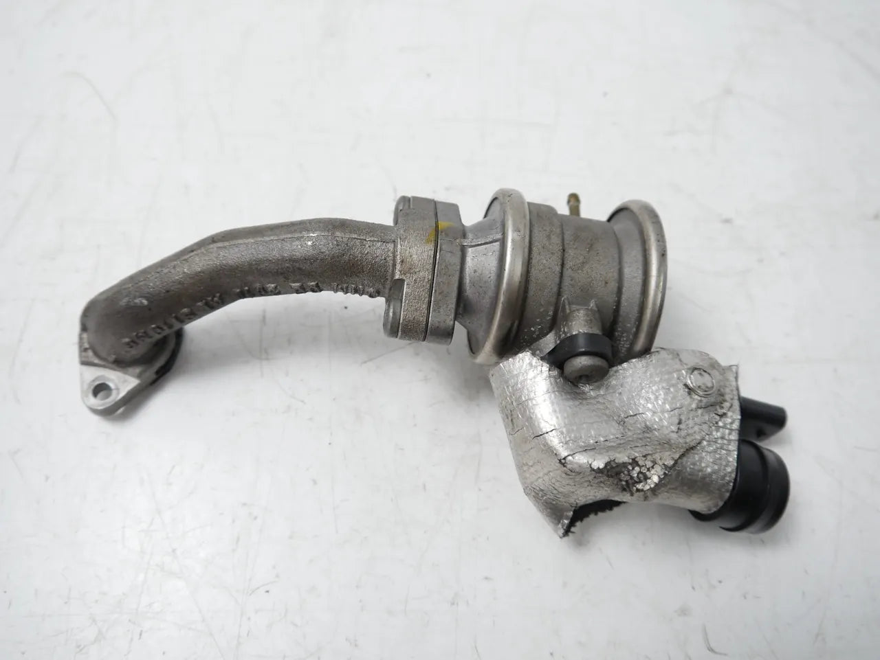 Válvula EGR Audi RS4 RS5 4.2 quattro CFS 079131166S