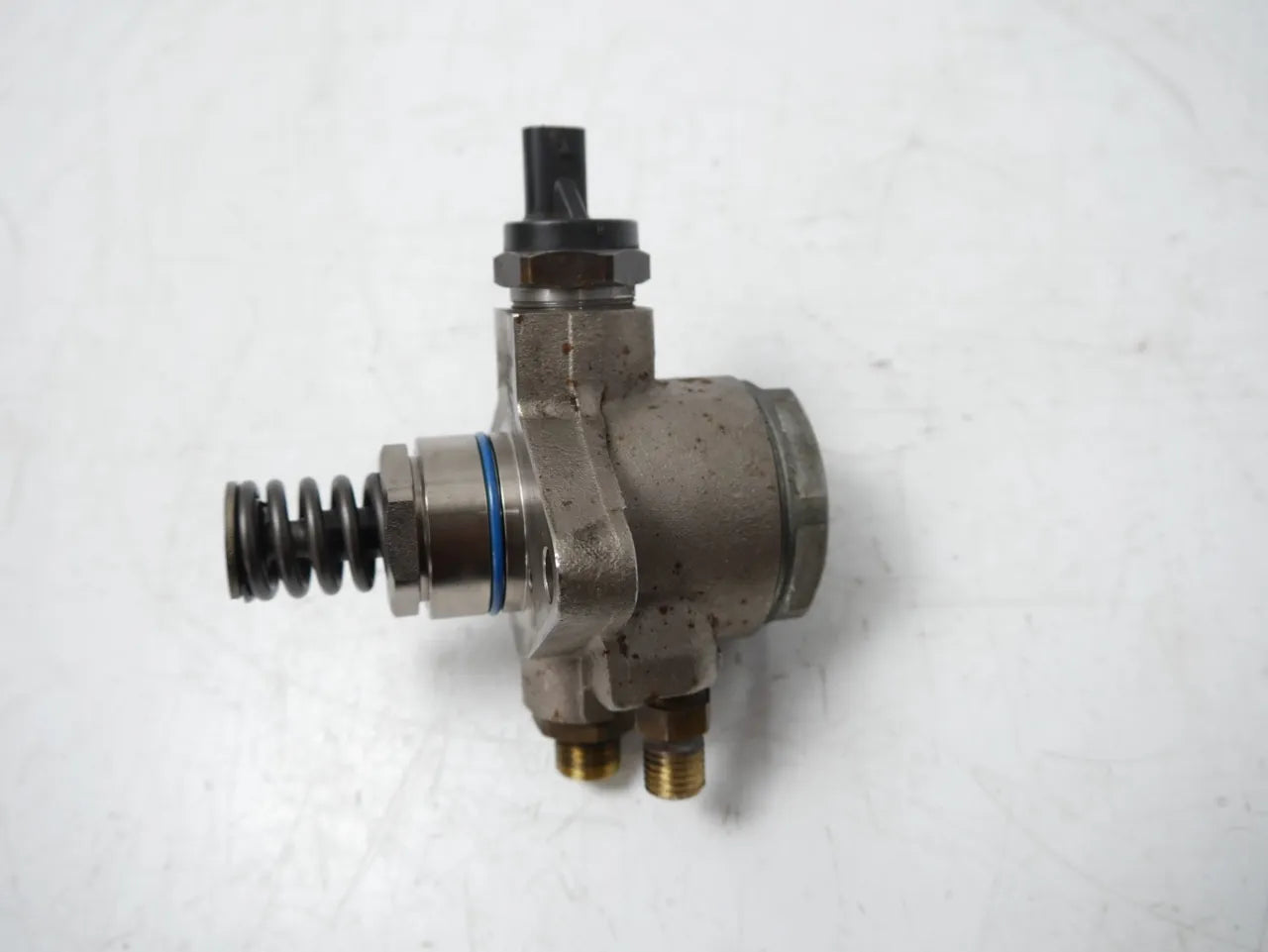 Bomba de combustible Audi RS4 RS5 4.2 quattro CFS 079127026R