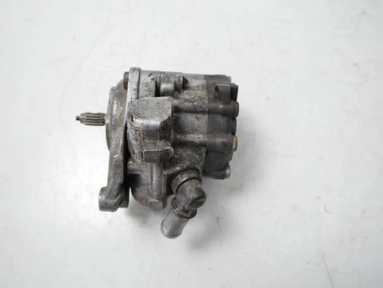 Servobomba Audi RS4 RS5 4.2 quattro CFS 8K0145154D