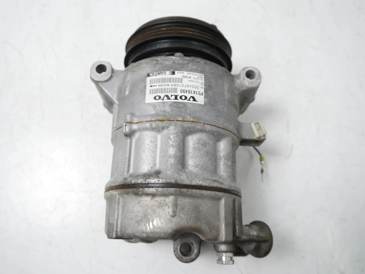 Compresor de aire acondicionado Volvo XC60 2.4 D5 AWD D5244T20 D52 31418490