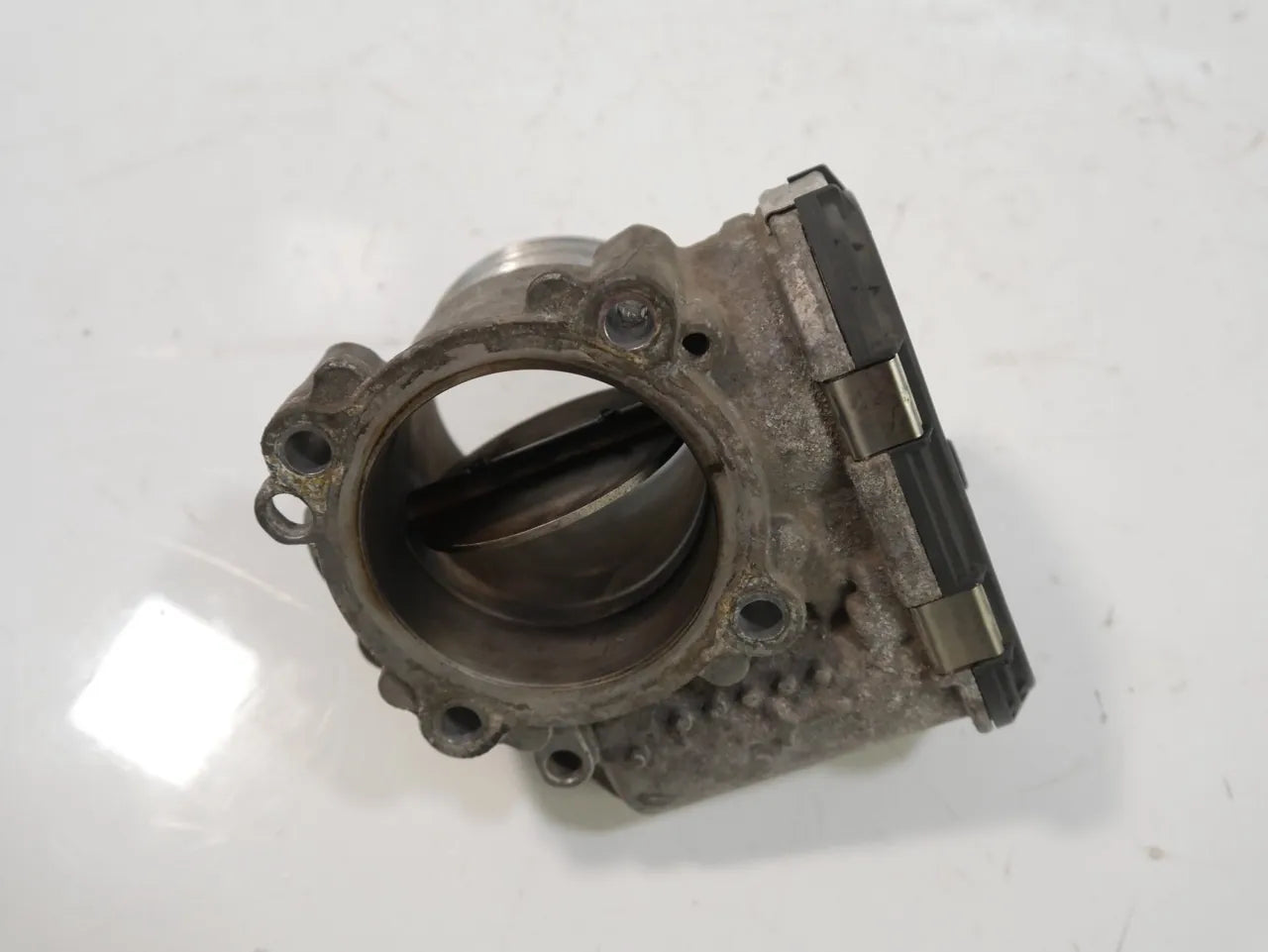 Mariposa Land Rover Discovery L550 2.0D 204DTD AJ20D4 G4D3-9F991-AA
