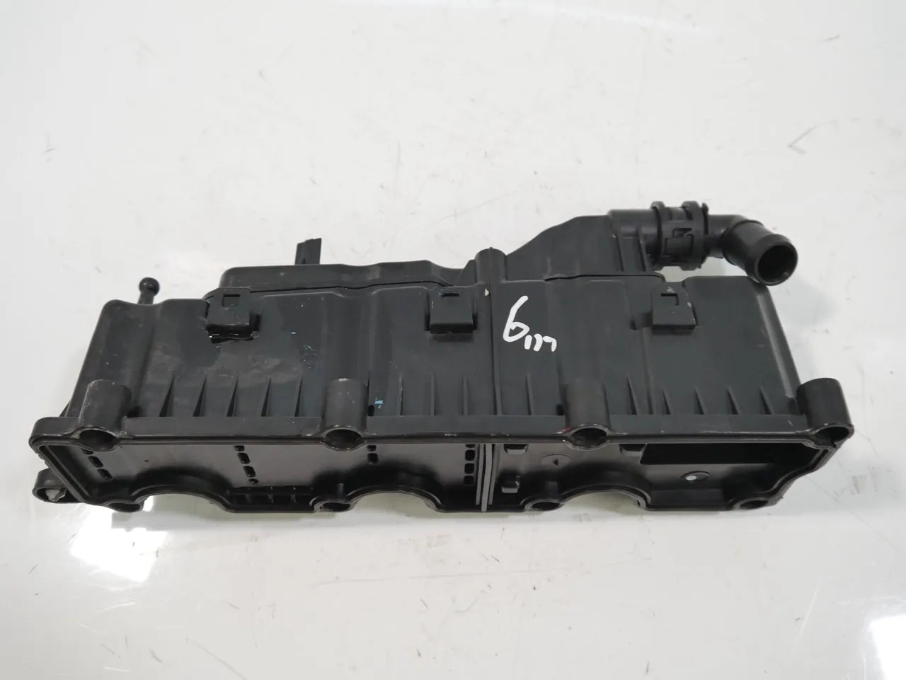 Separador de aceite Land Rover Discovery L550 2.0 D 204DTD AJ20D4 G4D3-6J014-BC