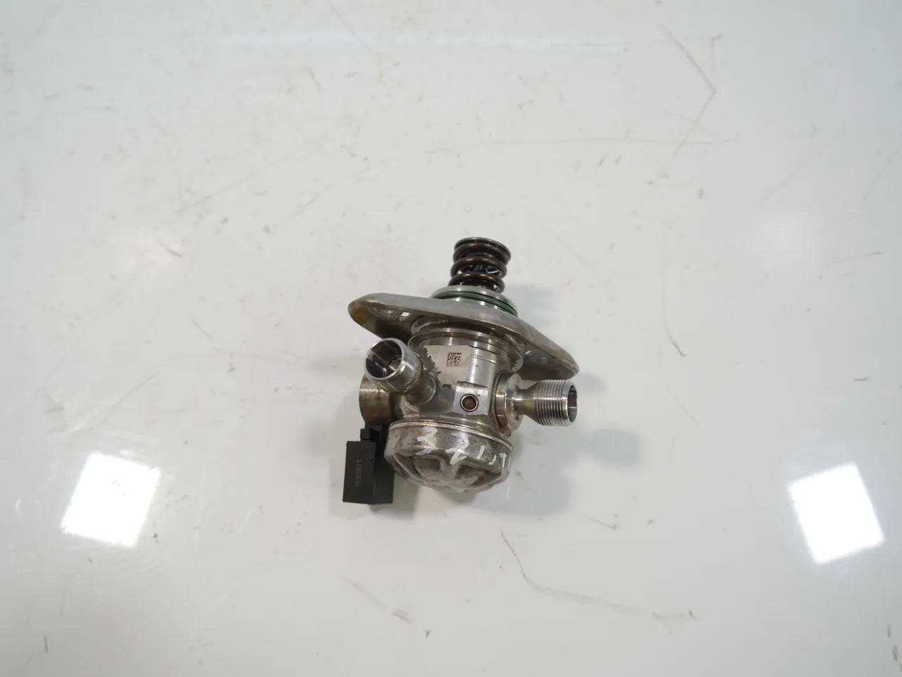 Bomba de combustible Nissan Juke 1.0 HR10DDT HR10 166303162R