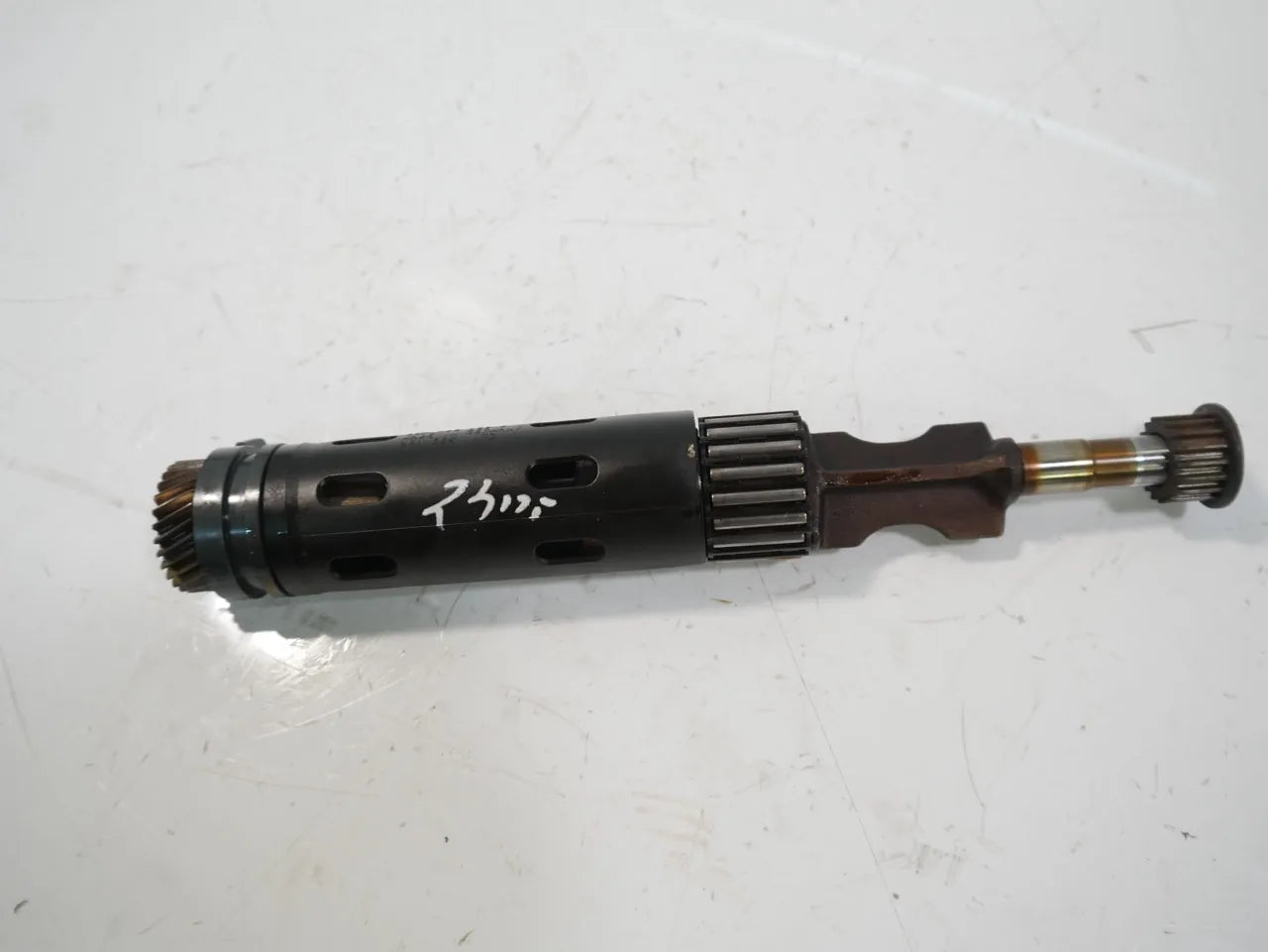 Eje balanceador Volkswagen Passat B7 2.0 TSI DTDA DTD 06K103305H