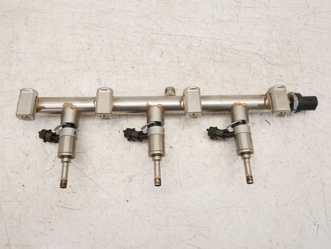 Molde de inyección Maserati Ghibli MK3 3.0 S M156B M156 000283628 0261500427
