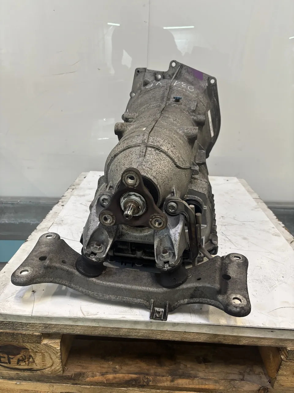 Transmisión automática BMW 2.0 d 320d M47D20 M47 204D4 GA6HP19Z 24007556047