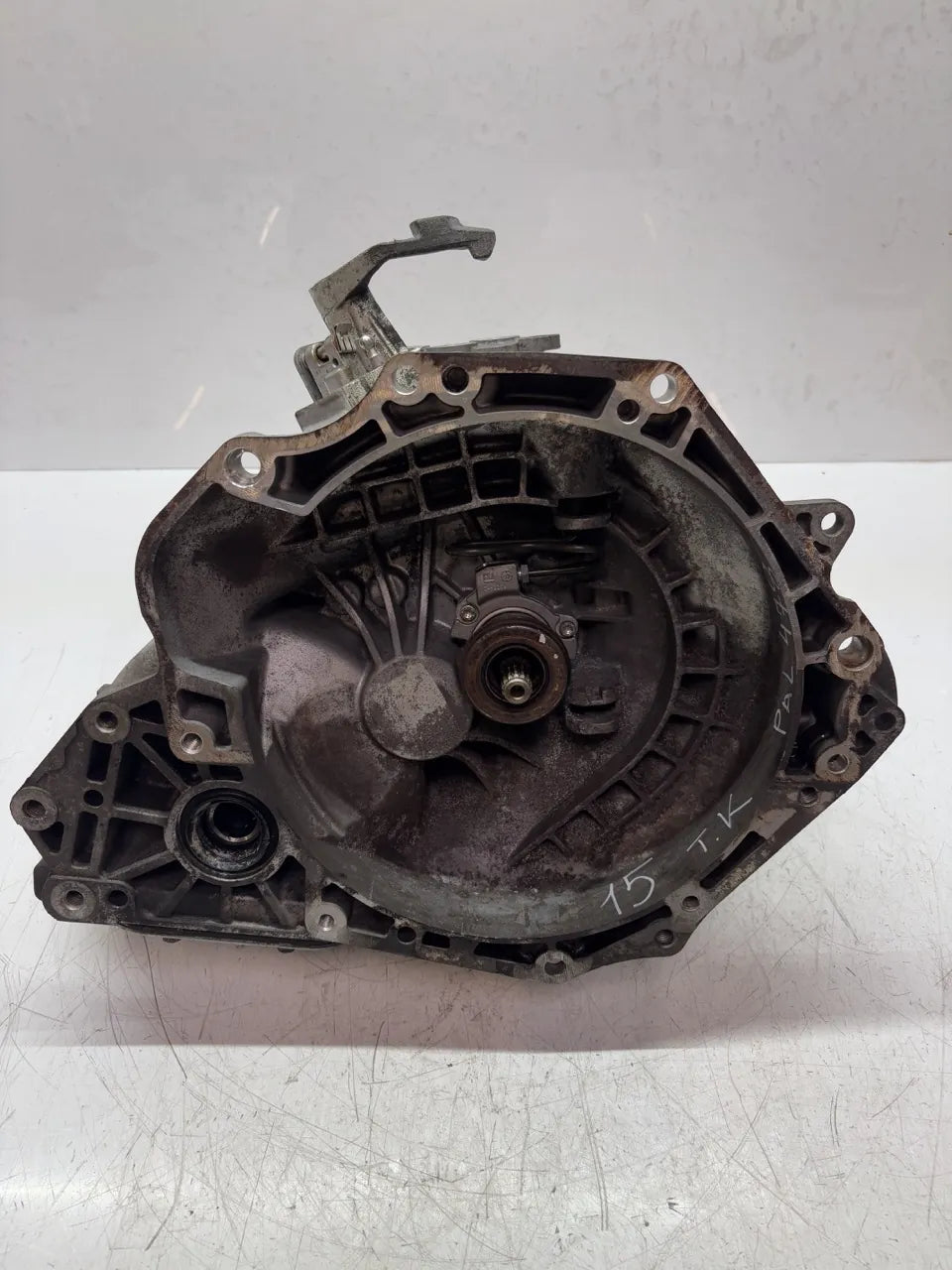 Caja de cambios manual Opel Vectra C F68 F69 1.8 gasolina Z18XER 2H0 M26 F17 55565177