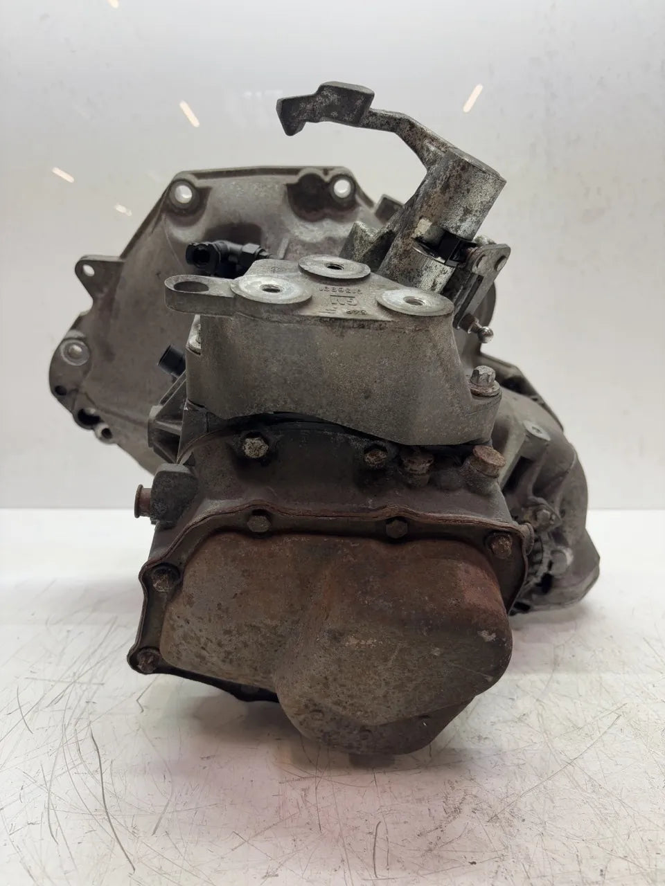 Caja de cambios manual Opel Vectra C F68 F69 1.8 gasolina Z18XER 2H0 M26 F17 55565177