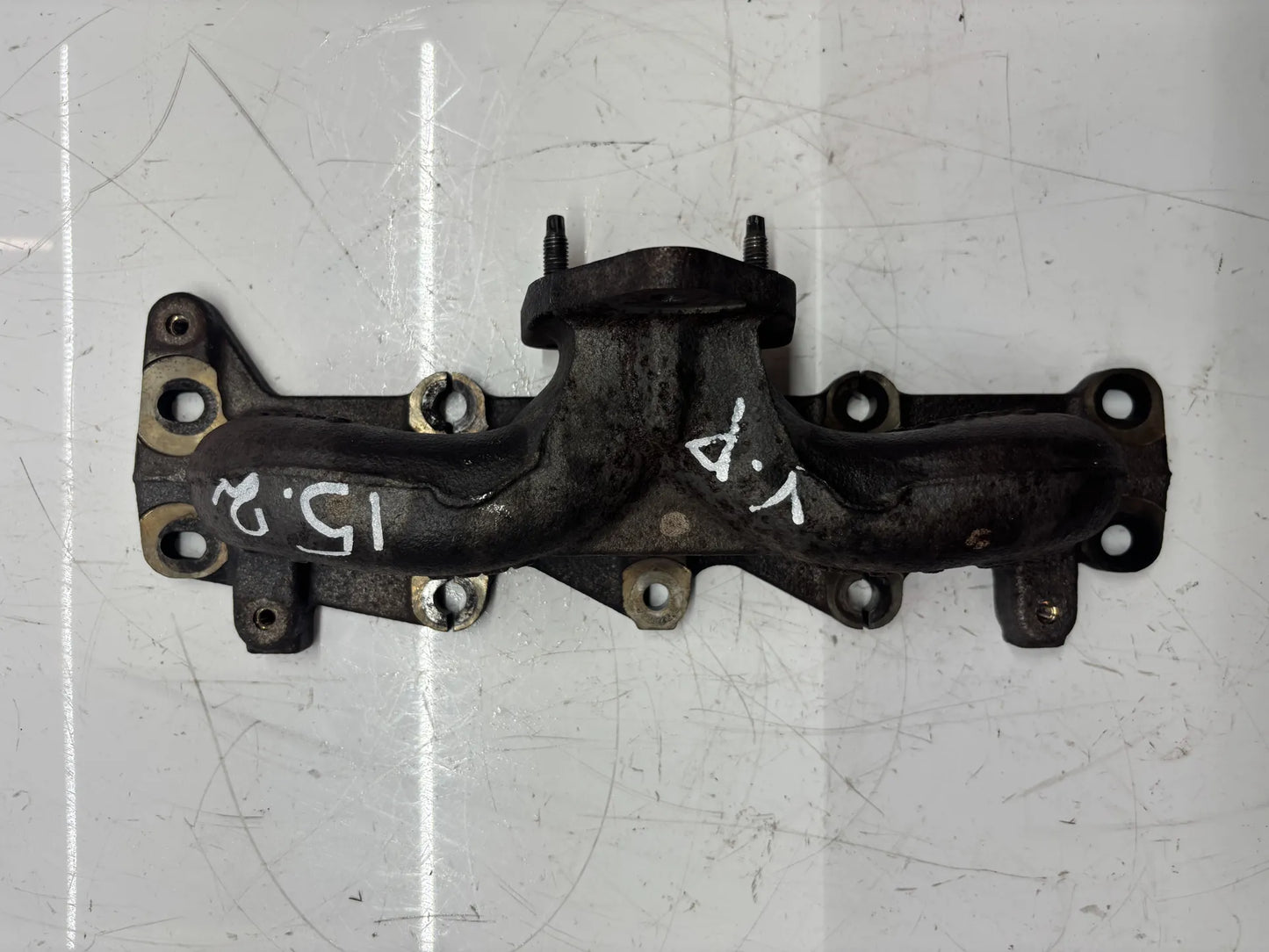 Colector de escape Ford Escape II 1.6 gasolina 16HD0Z JQDA JQDB JTMA BM5Z-9431-A