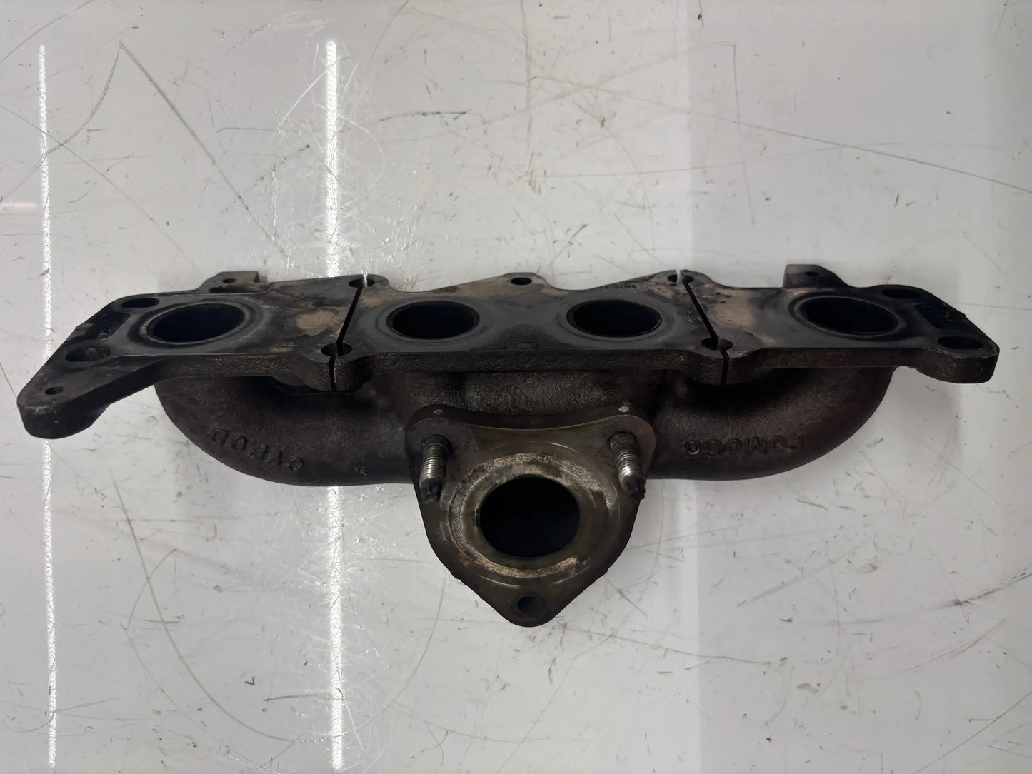 Colector de escape Ford Escape II 1.6 gasolina 16HD0Z JQDA JQDB JTMA BM5Z-9431-A