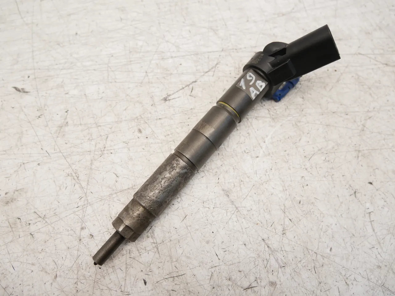 Inyector Mercedes-Benz Clase C 2.0 OM654.920 654.920 A6540700087 0445118009