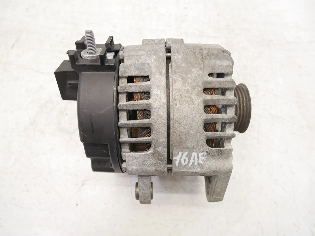 Alternador Mercedes-Benz Clase A 2.0 OM654.920 654.920 OM654 A0009063903