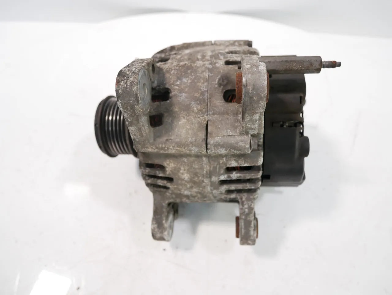 Alternador Volkswagen Caddy MK3 1,9 TDI BLS 06F903023E
