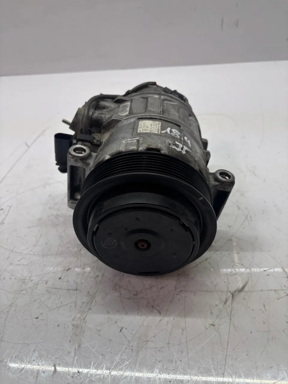 Compresor de aire acondicionado Porsche Panamera 970 4.8 Turbo M48.70 48.70 M48 94812601103