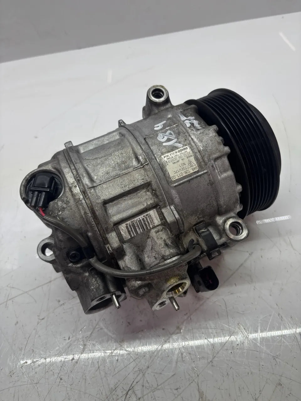 Compresor de aire acondicionado Porsche Panamera 970 4.8 Turbo M48.70 48.70 M48 94812601103