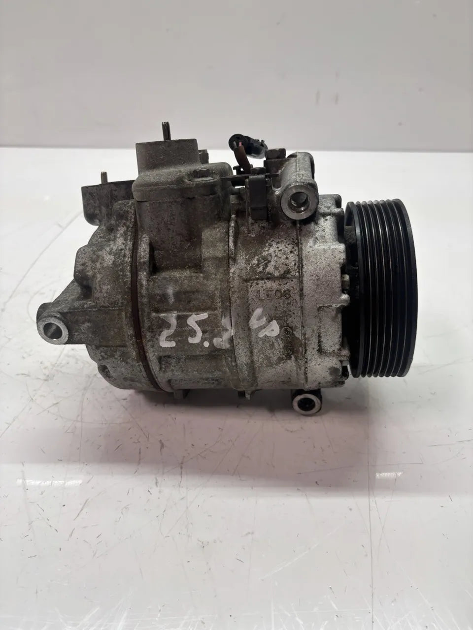 Compresor de aire acondicionado BMW Serie 5 E60 3.0 535 xi N54B30A N54 9195721