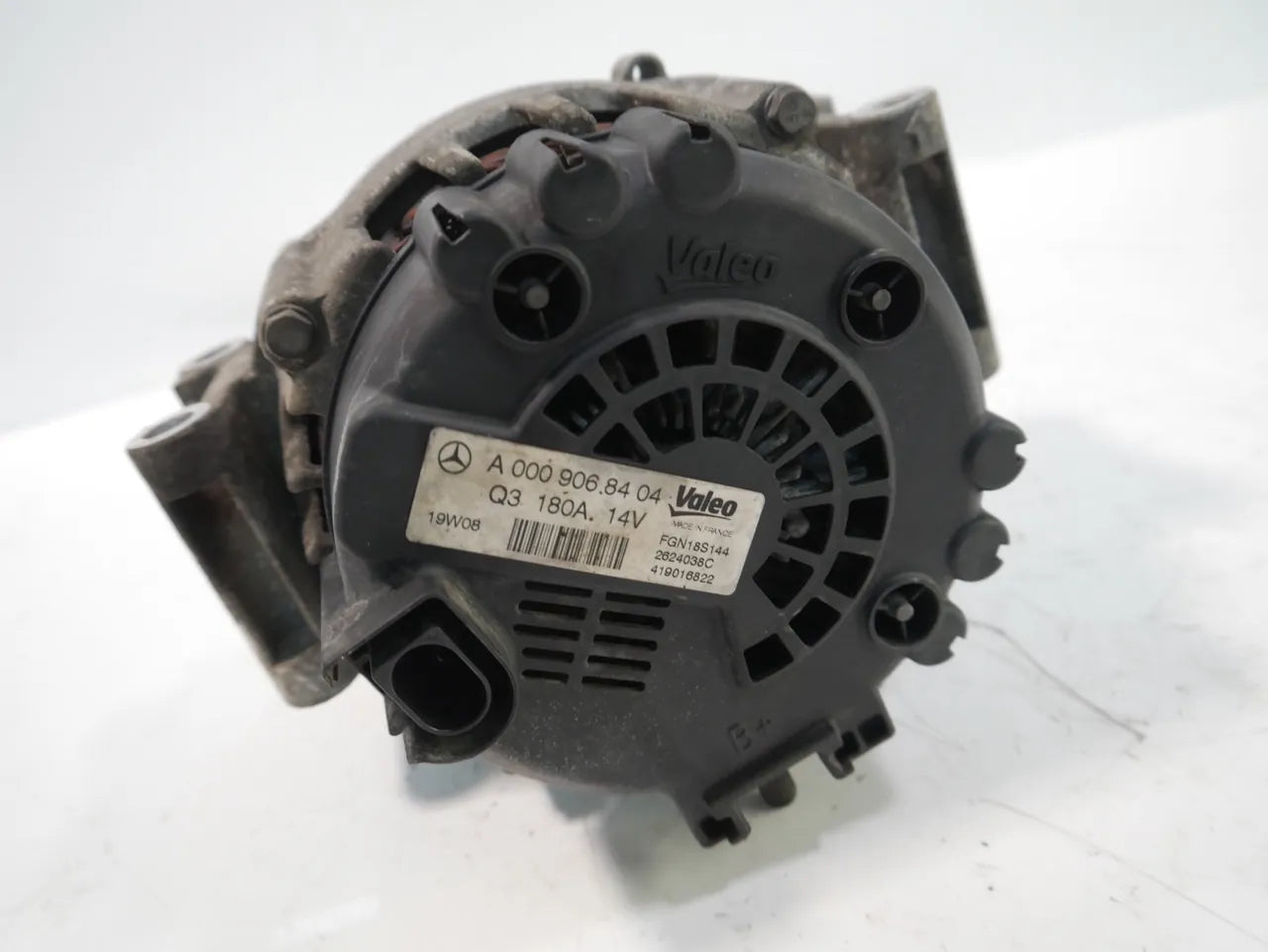Alternador Mercedes-Benz Sprinter 2.2 CDI EURO6 OM651.958 651.958 A0009068404